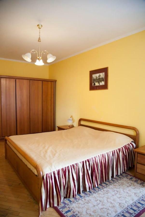Hotel Obolon Kiev Exterior foto
