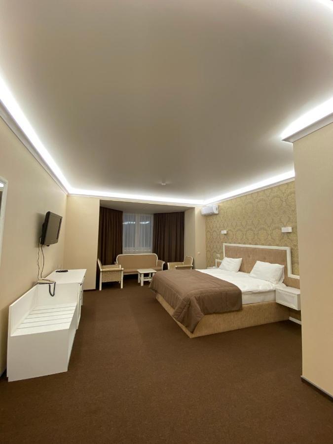 Hotel Obolon Kiev Exterior foto