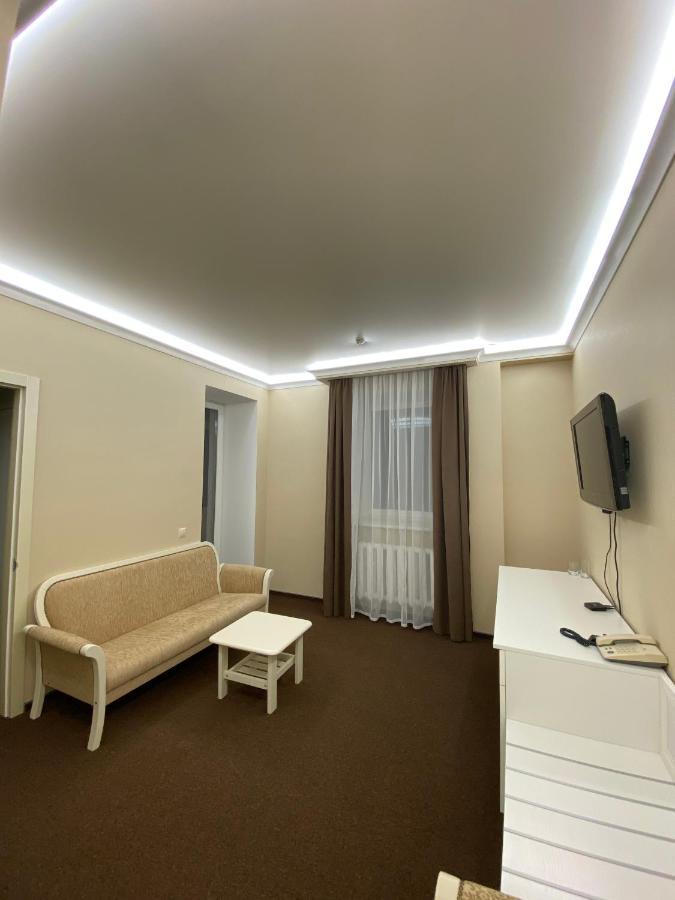 Hotel Obolon Kiev Exterior foto
